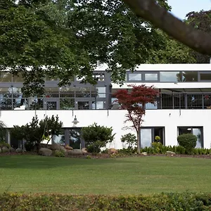  Apartament Wassersport-appartements Am Stoessensee